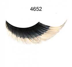 4652